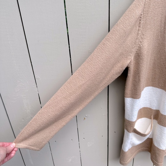 LOFT tan and cream soft cardigan size medium NWOT - Picture 4 of 6